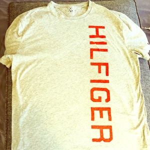 Vintage Tommy Hilfiger large t shirt